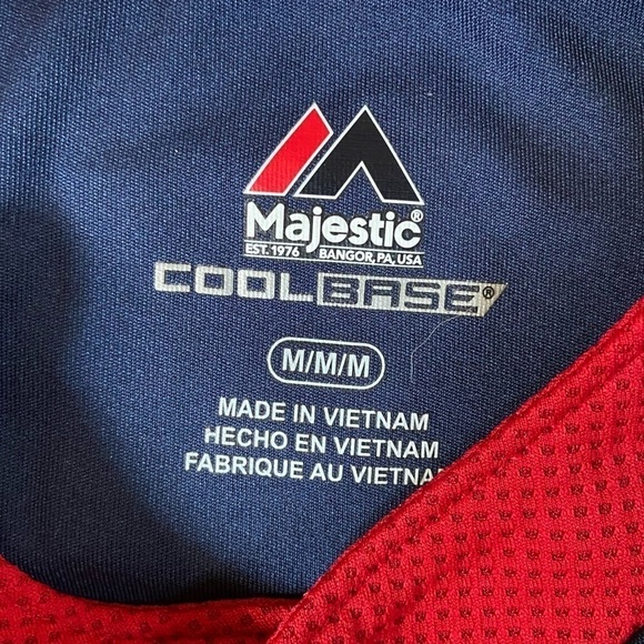 Majestic Cool Base short sleeve baseball jersey in Medium is pristine. Bargain. - Picture 5 of 7